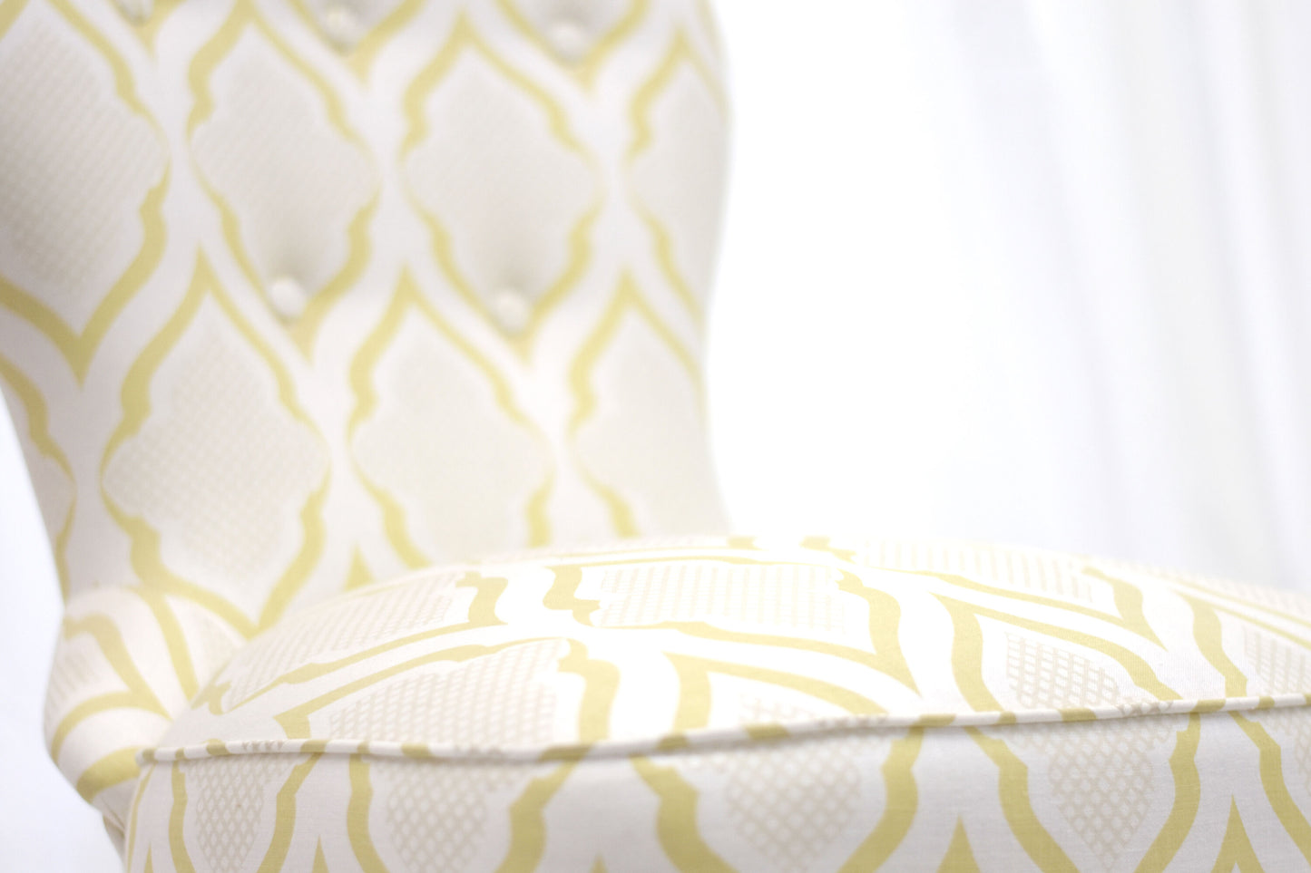 Slipper Chair (White with Yellow Pattern)