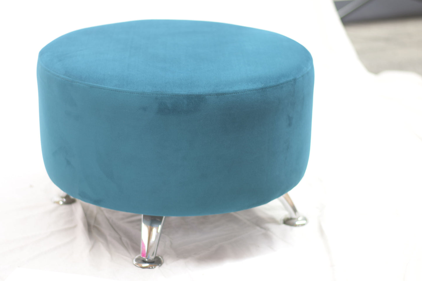 Ottoman with Legs (Turquoise Colour)